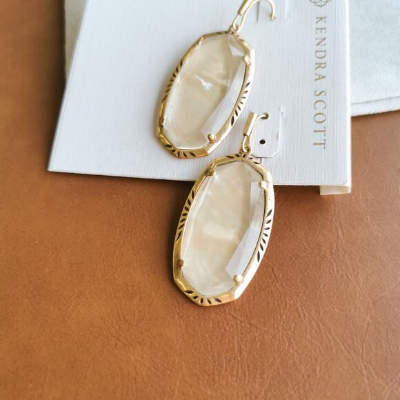 Kendra Scott Elle Vintage Gold Abalone Etch Frame Earrings Trendy - Picture 2 of 4